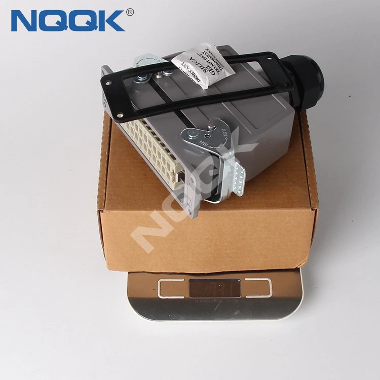 10 pin bulk head mounted heavy duty sockets connector