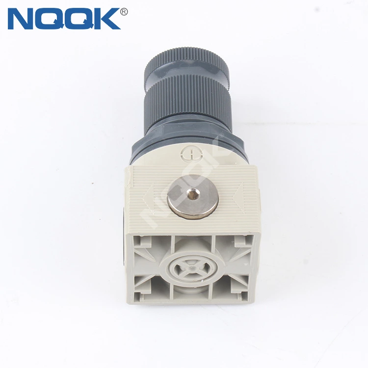 Italy METALWORK pressure regulating valve 5202003 pressure reducing valve 0-8BAR